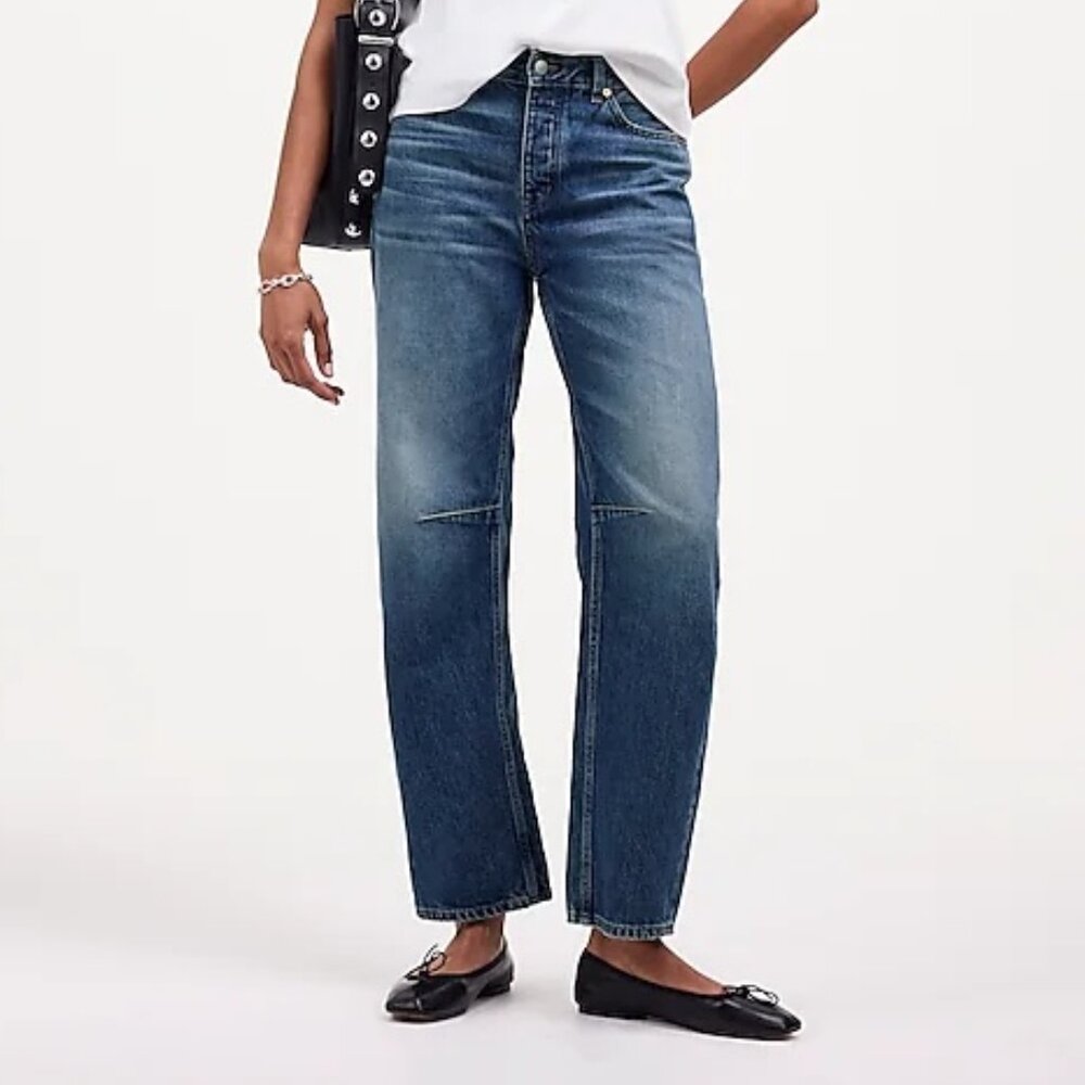 Madewell Darted Barrel jean Curvy NWT sold out fit!